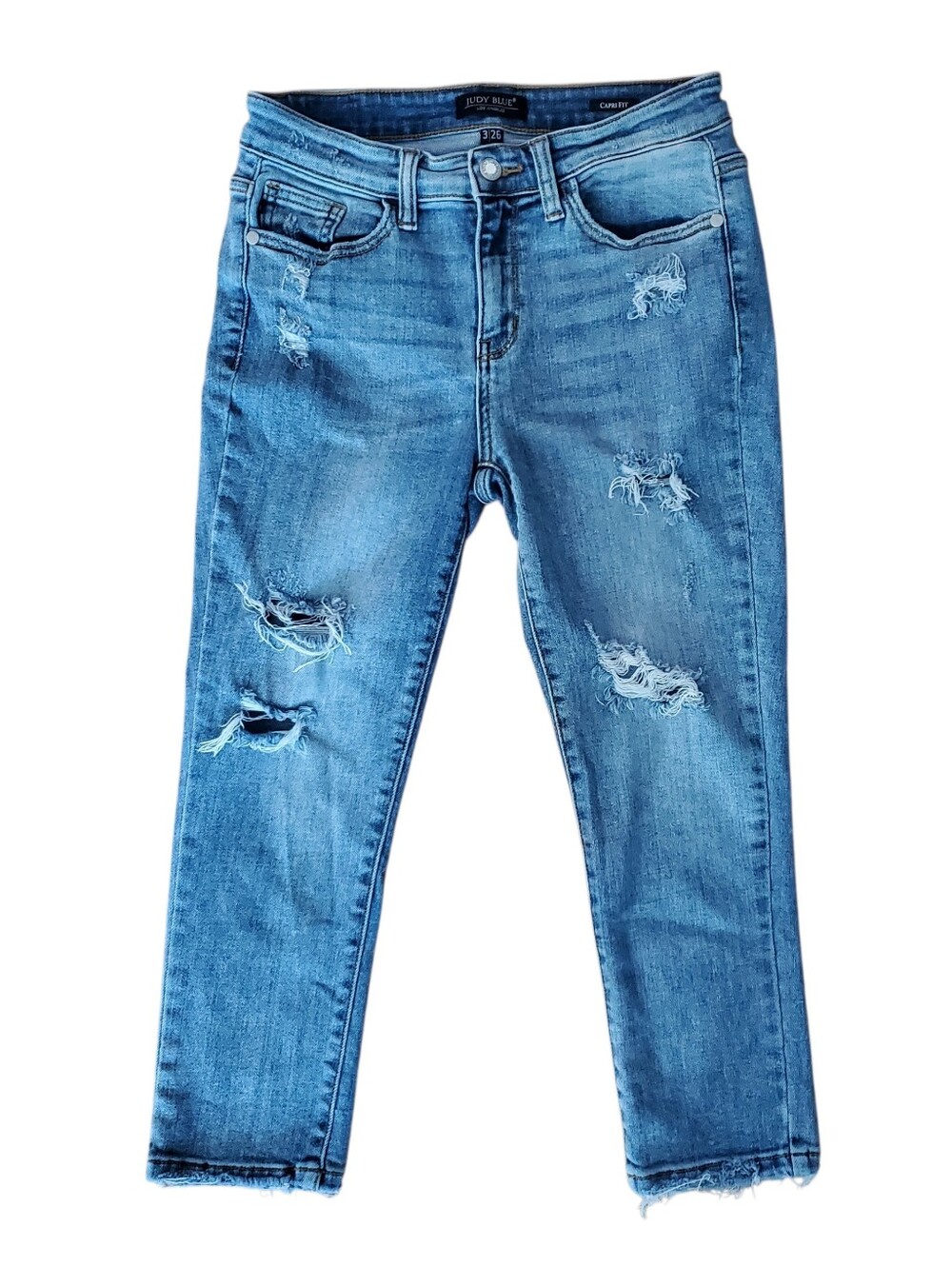 Judy Blue Size 3/26 Mid Rise Distressed Skinny Fit Capri Womens Jeans Light Wash